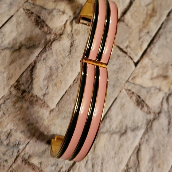 J. CREW bangle style bracelet. - Picture 5 of 8